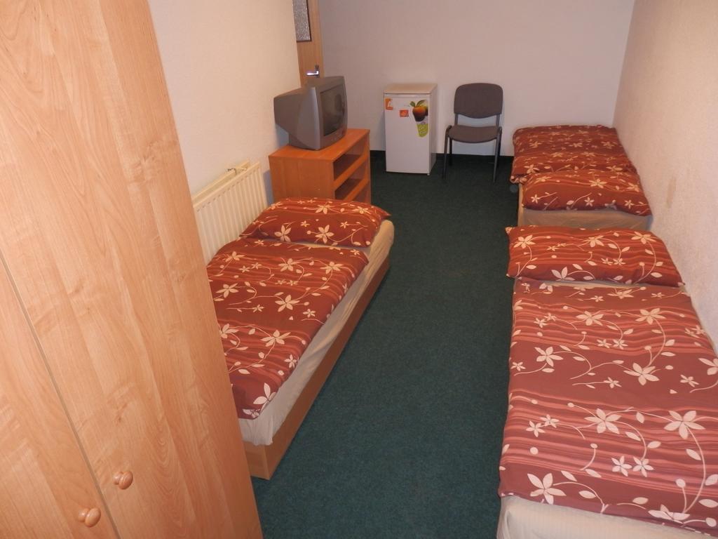 Ubytovna Pod Mostem Ostrava Room photo