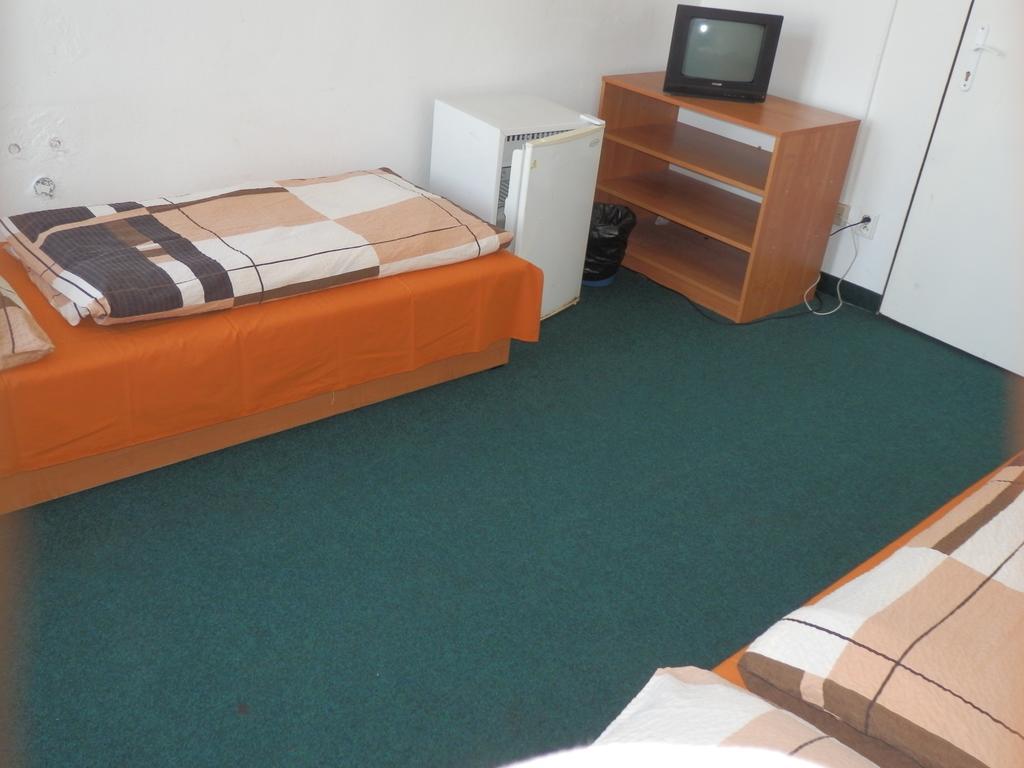 Ubytovna Pod Mostem Ostrava Room photo